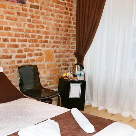 Apartmanhotel Karma 2*