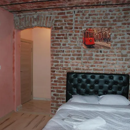 Karma Aparthotel